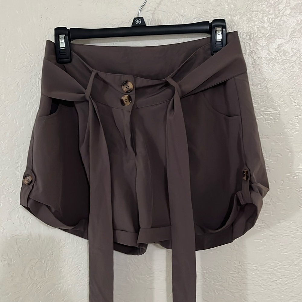 Bar III cotton shorts